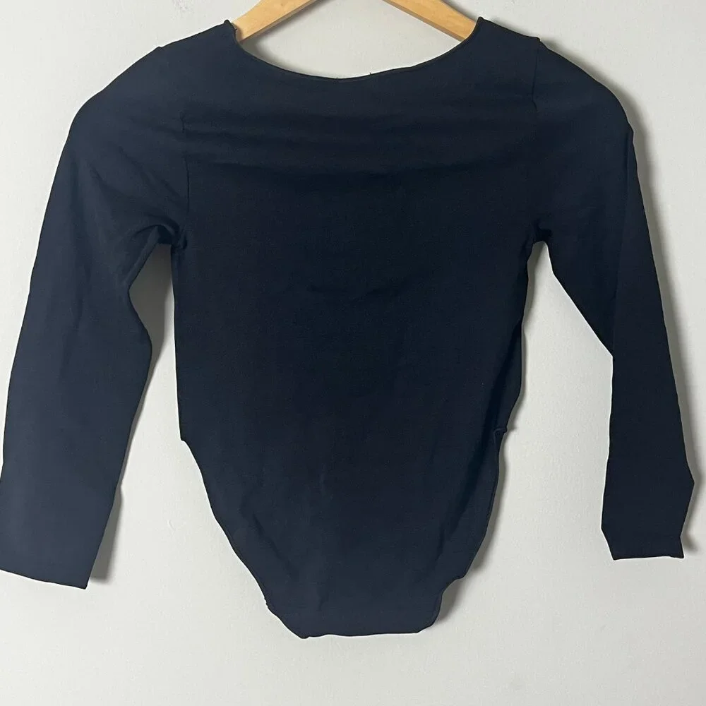 2/$30 NWT Natori Black Sccop Neck Bodysuit Large